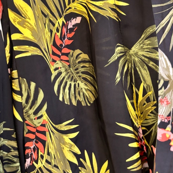 Paper Tee Women's Floral Wrap SZ XLBlack Yellow Green Red  Tie at Bottom - Picture 5 of 12